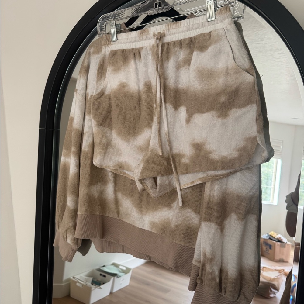 Brown and Cream Tie-Dye Lounge Set